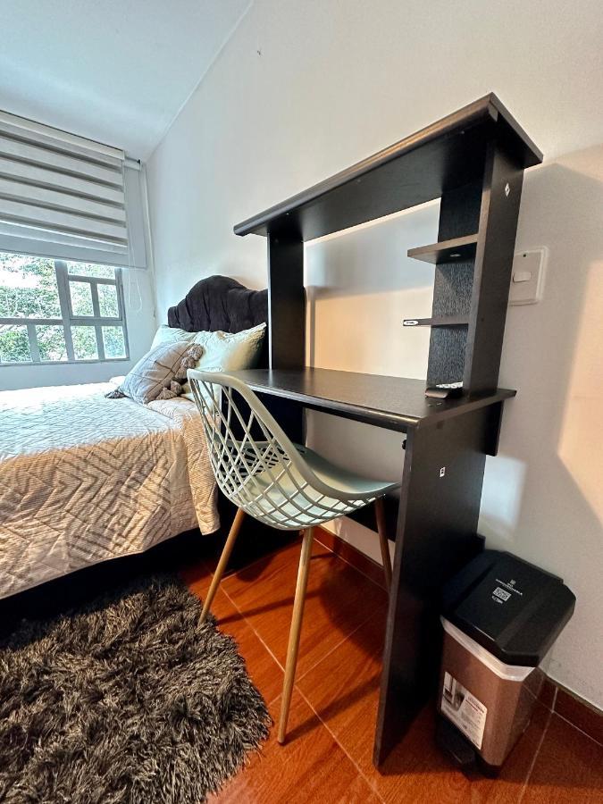 Habitacion Cerca Al Aeropuerto El Dorado Bogotá Eksteriør billede